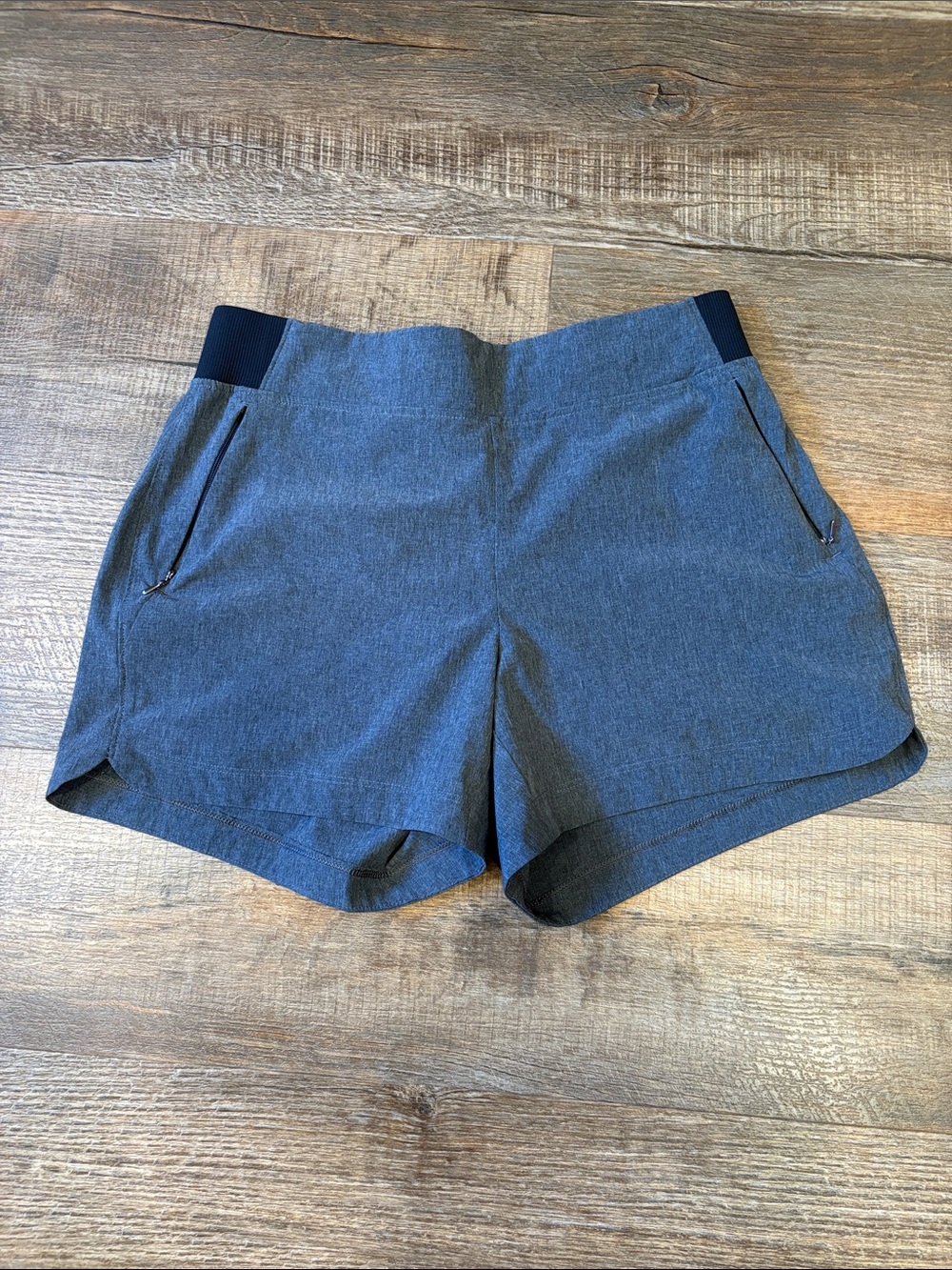 CALIA by Carrie Underwood Charcoal Gray High-Waist Active Shorts
